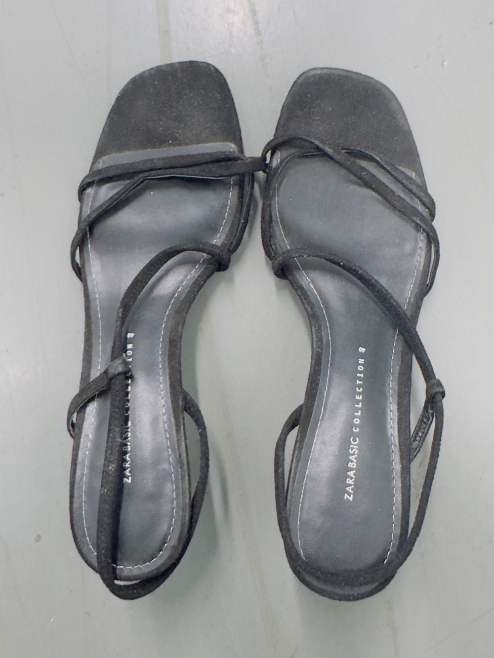 Mildly used Zara Basic Collection Black Strappy Square-Toe Sandals - Picture 5 of 5